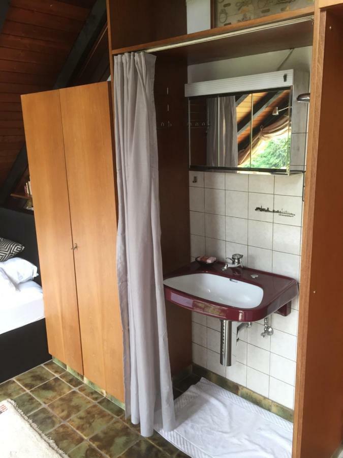 Duesseldorfer Privatzimmer Exterior photo